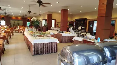 CANARY BEACH RESORT