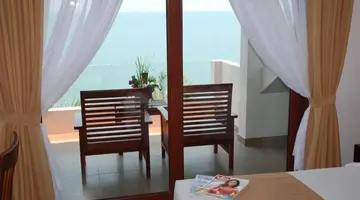 CANARY BEACH RESORT