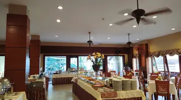 CANARY BEACH RESORT