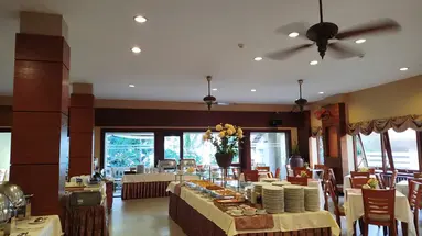 CANARY BEACH RESORT