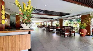 Canary Beach Resort