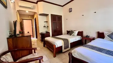 CANARY BEACH RESORT