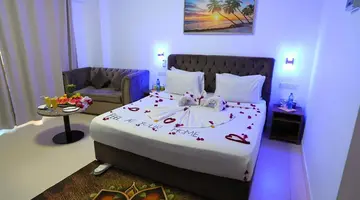 Canary Golden Hotel