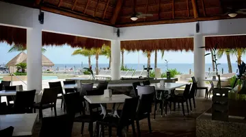 Cancun Bay Resort