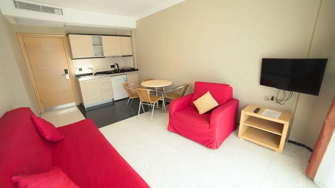 Candan Apart Hotel