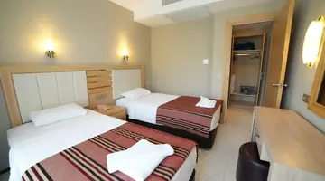 Candan Apart Hotel
