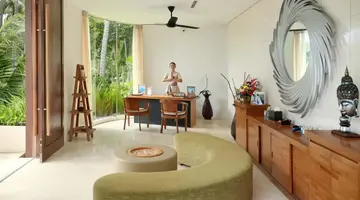 Candi Beach Resort & SPA