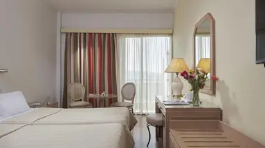 CANDIA HOTEL