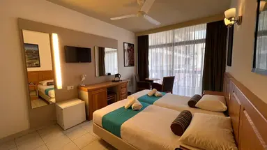 Canifor Hotel