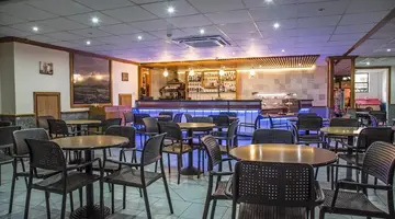 Canifor Hotel