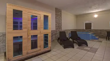 Canifor Hotel