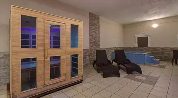 Canifor Hotel