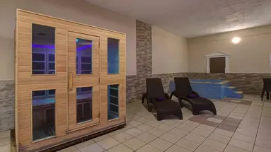 Canifor Hotel