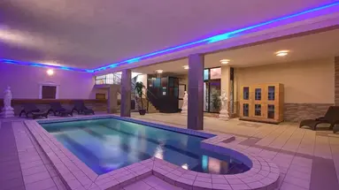 Canifor Hotel