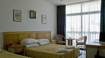 Canifor Hotel