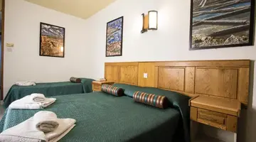 Canifor Hotel