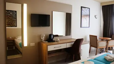 Canifor Hotel