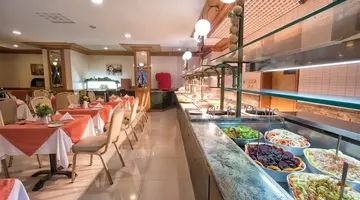 Canifor Hotel