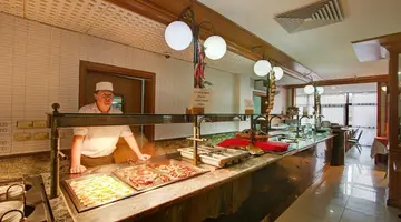 Canifor Hotel