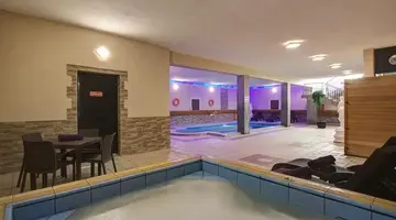 Canifor Hotel