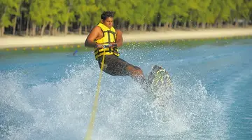CANNONIER BEACHCOMBER GOLF RESORT & SPA