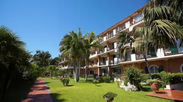 CAPARENA HOTEL