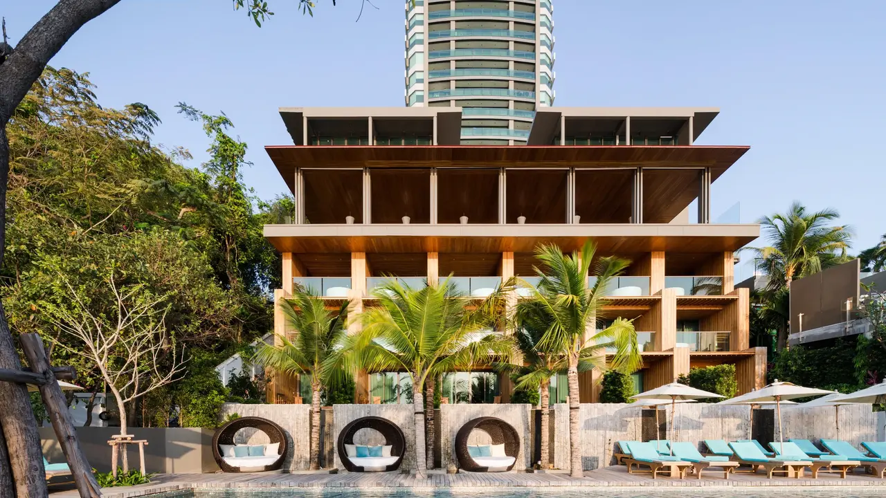 Cape Dara Resort