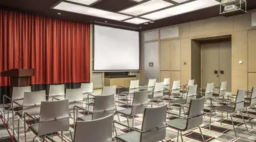 Capital Centre Arjaan by Rotana