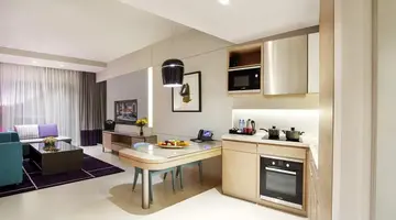 Capital Centre Arjaan by Rotana