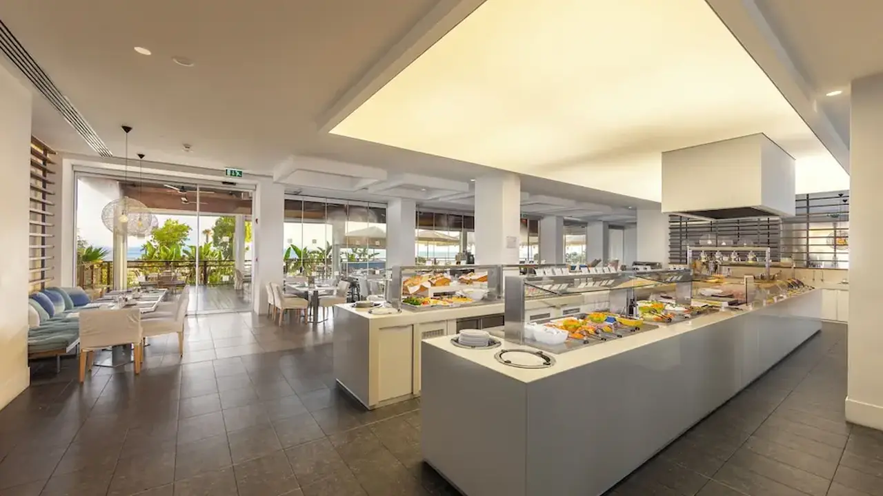 Capo Bay Hotel