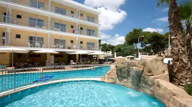 Capricho Hotel and Spa