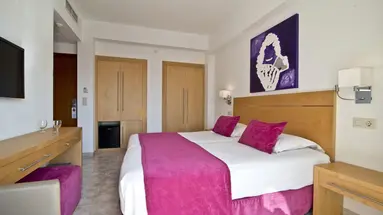 Capricho Hotel and Spa