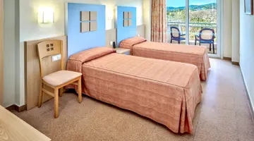Caprici Beach Hotel & Spa