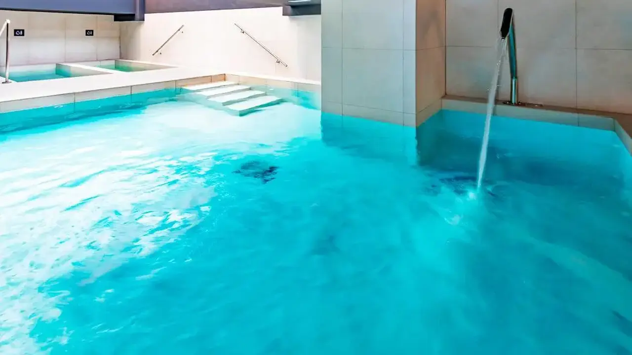 Caprici Beach Hotel & Spa