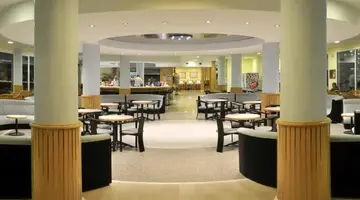 Caprici Beach Hotel & Spa