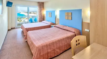 Caprici Beach Hotel & Spa