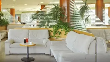 Caprici Beach Hotel & Spa
