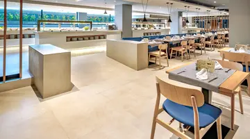 Caprici Beach Hotel & Spa