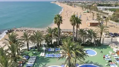 Caprici Beach Hotel & Spa