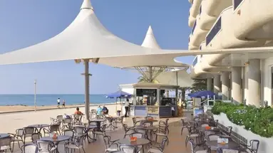 CAPRICI BEACH HOTEL & SPA