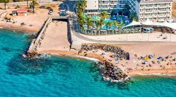 Caprici Beach Hotel & Spa