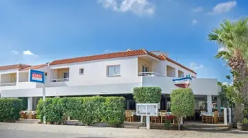 Captain Karas Holidays Apartments
