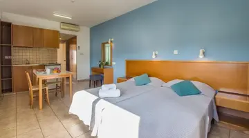 Captain Karas Holidays Apartments