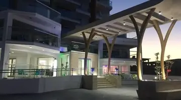 Captain Pier Hotel