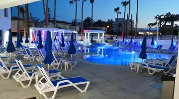 Captain Pier Hotel