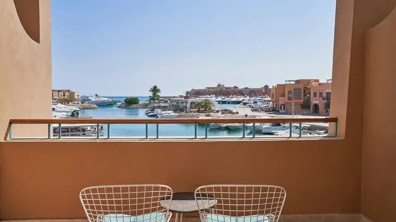 Captain s Inn Hotel
