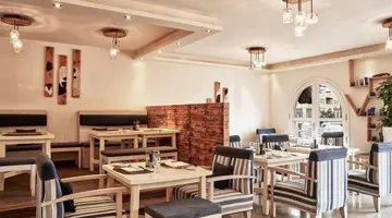 Captain s Inn Hotel