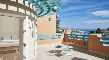 Captain s Inn Hotel