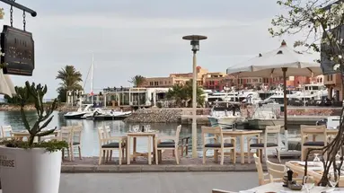 CAPTAIN'S INN HOTEL