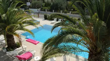 Captain s Studios Apartments